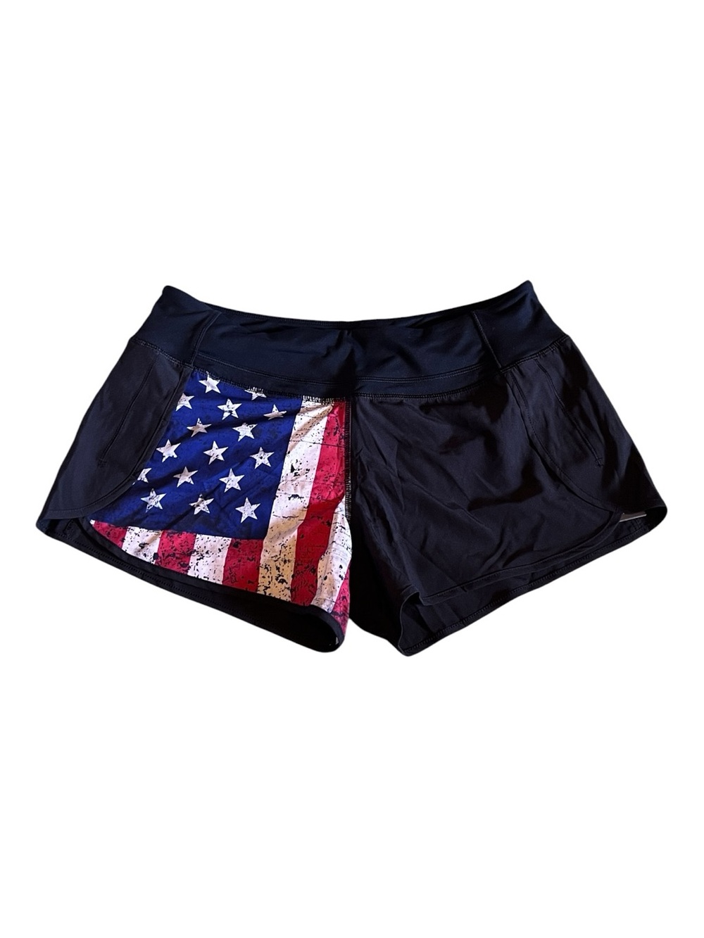 Born Primitive American Flag shorts Patriotic athletic shorts NWT size Large